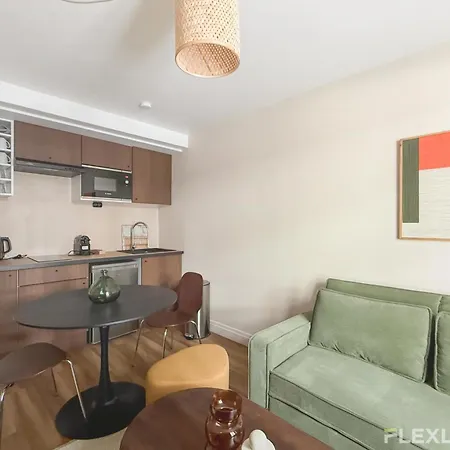דירה Charming 27m One-bedroom In 20 With Shared Terrace פריז