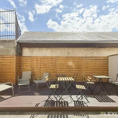 Immeuble Droite Apartment *