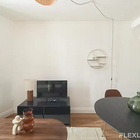 Immeuble Droite Apartment