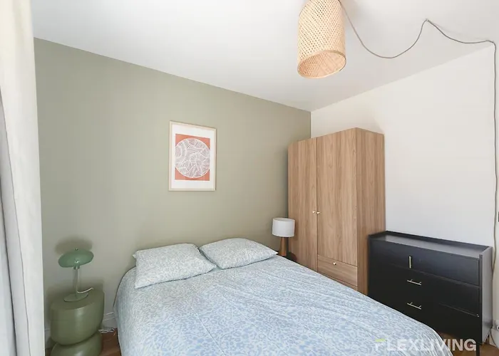 Lejlighed Charming 27m One-bedroom In 20 With Shared Terrace
